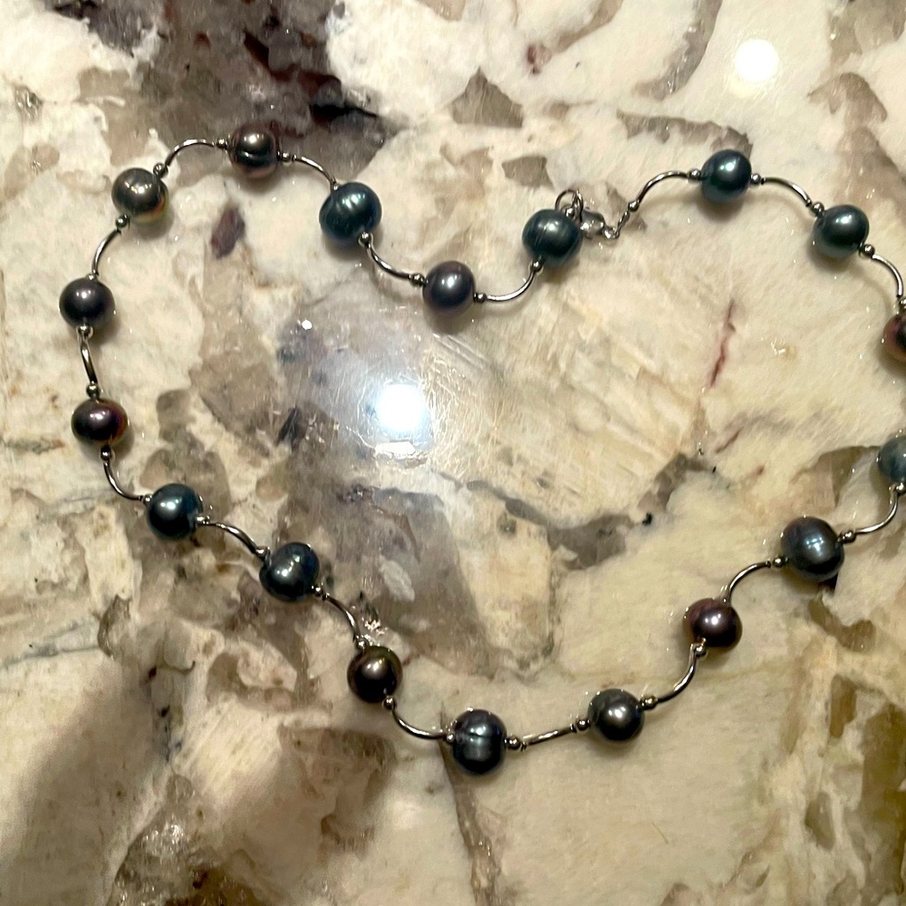 Freshwater Peacock pearl necklace